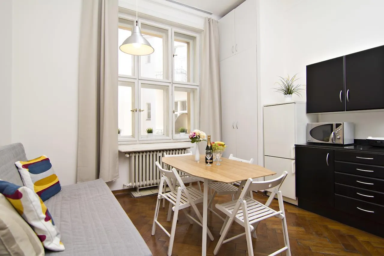Apartments Next To Old Town Square By Rentego Prague